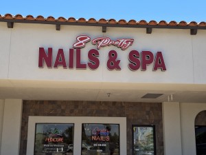 Sun Desert Nails
